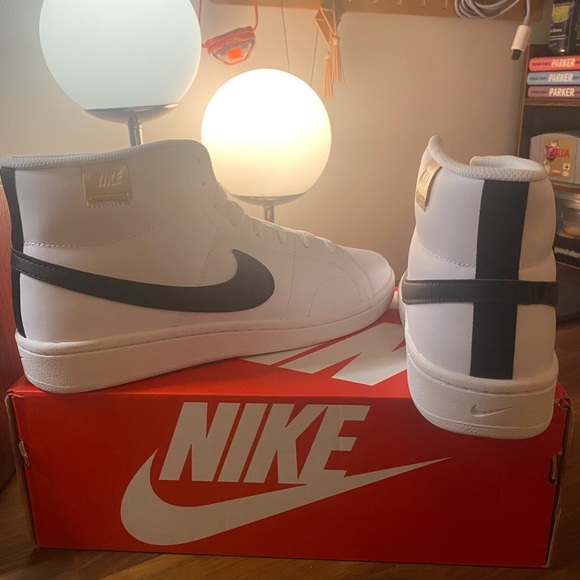 Nike Court Royale 2 Mid sneakers - Picture 2 of 4